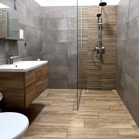 Apartment Dob-lak With Free Parking Budapest